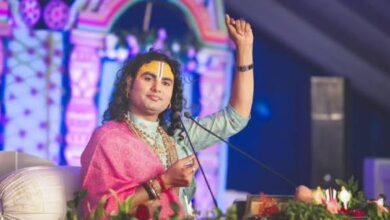 अनिरुद्धाचार्य ने मुफ्त की राजनीति, प्रेम और शादी पर क्या कहा?