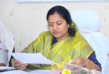 जनहित के कार्यों को प्राथमिकता देते हुए मंत्री लक्ष्मी राजवाड़े ने ओड़गी में विकास कार्यों की समीक्षा की