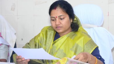 जनहित के कार्यों को प्राथमिकता देते हुए मंत्री लक्ष्मी राजवाड़े ने ओड़गी में विकास कार्यों की समीक्षा की