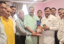 लोधी समाज के राष्ट्रीय अध्यक्ष विपिन वर्मा ने स्व. उत्तम वर्मा के परिवार से की मुलाकात