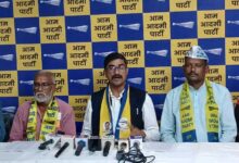 किसान से सड़क तक मुद्दों पर AAP मुखर, कहा- जनता की आवाज दबा रही सरकार