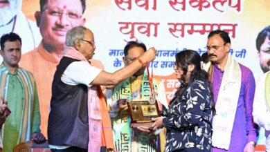 ‘सेवा संकल्प युवा सम्मान’ में रायपुर फूडीज की इंफ्लुएंसर तनू श्री दास सम्मानित