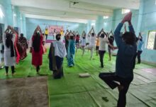 सेवा मेरा योगदान : जशपुर में योग से स्वस्थ जीवन का संदेश, सभी विकासखंडों और नगरीय निकायों में लगे योग-ध्यान शिविर