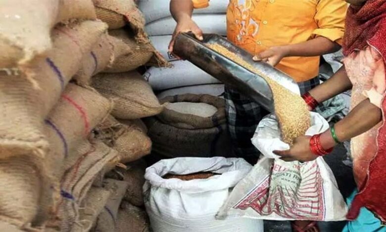 छत्तीसगढ़ में 25 लाख राशन कार्डधारी अब भी चावल से वंचित, सुकमा-बीजापुर में सबसे कम वितरण छत्तीसगढ़ में 25 लाख राशन कार्डधारी अब भी चावल से वंचित, सुकमा-बीजापुर में सबसे कम वितरण