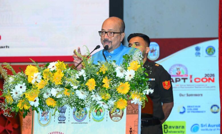 सस्ती दवाएं, ग्रामीणों तक बेहतर स्वास्थ्य सेवाएं और नकली दवाओं पर नियंत्रण जरूरी : राज्यपाल रमेन डेका