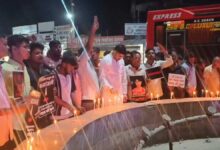 कोरबा में मासूम से दुष्कर्म और हत्या की घटना पर आक्रोश, कटघोरा में निकला कैंडल मार्च