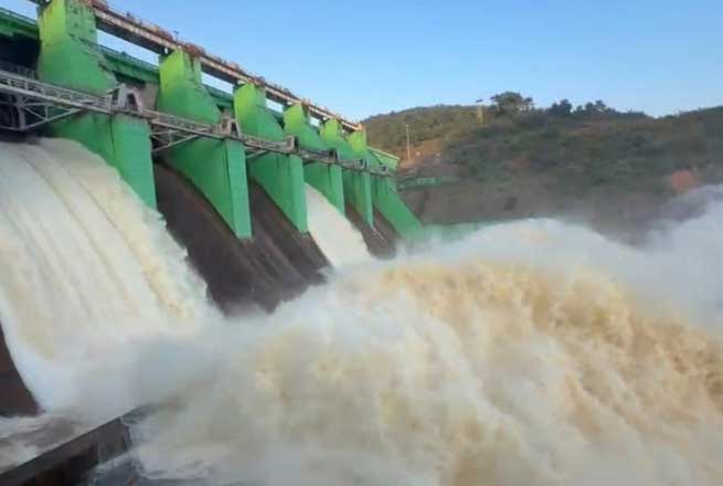 CG Weather Alert: छत्तीसगढ़ में भारी बारिश का अलर्ट, किसानों को धान कटाई रोकने की सलाह; इंद्रावती नदी पर भी नजर