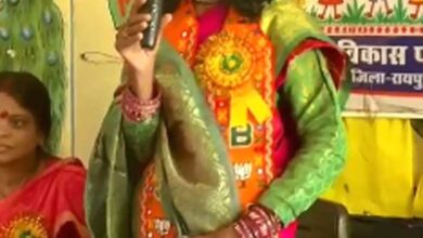 भाजपा महिला मोर्चा रायपुर शहर जिला मीडिया प्रभारी शमा भारती ने सेवा संकल्प अभियान के तहत आंगनबाड़ी केंद्रों में किया संवाद