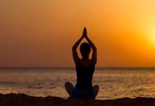 Brahma Muhurta: सुबह 4 बजे उठने वालों को मिलते हैं ये 7 जबरदस्त फायदे, जानें ब्रह्म मुहूर्त का सही समय और महत्व