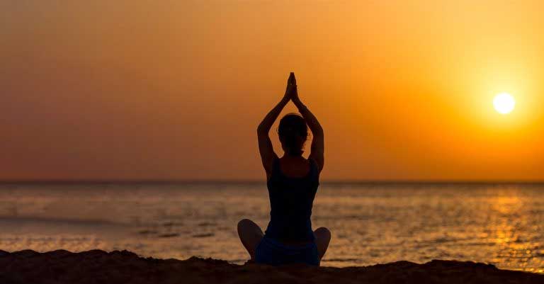 Brahma Muhurta: सुबह 4 बजे उठने वालों को मिलते हैं ये 7 जबरदस्त फायदे, जानें ब्रह्म मुहूर्त का सही समय और महत्व Brahma Muhurta: सुबह 4 बजे उठने वालों को मिलते हैं ये 7 जबरदस्त फायदे, जानें ब्रह्म मुहूर्त का सही समय और महत्व