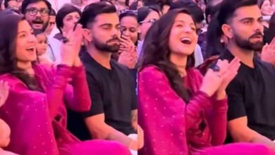 Virat-Anushka News: कृष्णा दास के कीर्तन में भक्ति में डूबे दिखे विराट कोहली और अनुष्का शर्मा, वीडियो वायरल