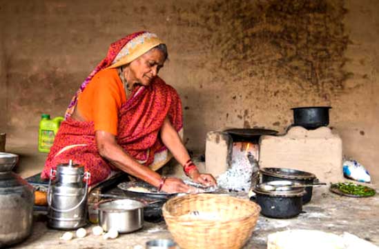 मृत्यु के बाद घर में क्यों नहीं जलता चूल्हा?