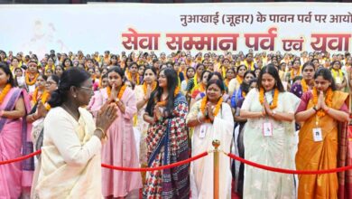 राष्ट्रपति द्रौपदी मुर्मु का युवाओं को संदेश—बड़े सपने देखें, सफलता को राष्ट्रसेवा से जोड़ें