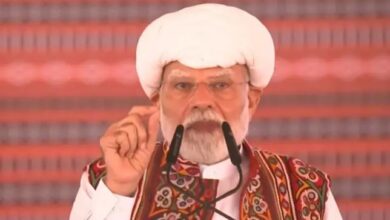 PM Modi News: पीएम मोदी ने जारी की किसान सम्मान निधि की 24वीं किस्त, 9.34 करोड़ किसानों के खाते में पहुंचे 19 हजार करोड़ रुपये PM Modi News: पीएम मोदी ने जारी की किसान सम्मान निधि की 24वीं किस्त, 9.34 करोड़ किसानों के खाते में पहुंचे 19 हजार करोड़ रुपये